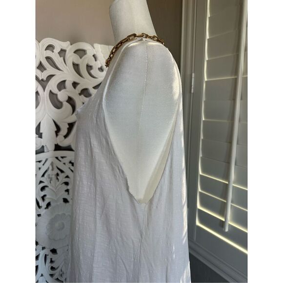 Long Asymmetrical Layering Tee - Picture 3 of 7